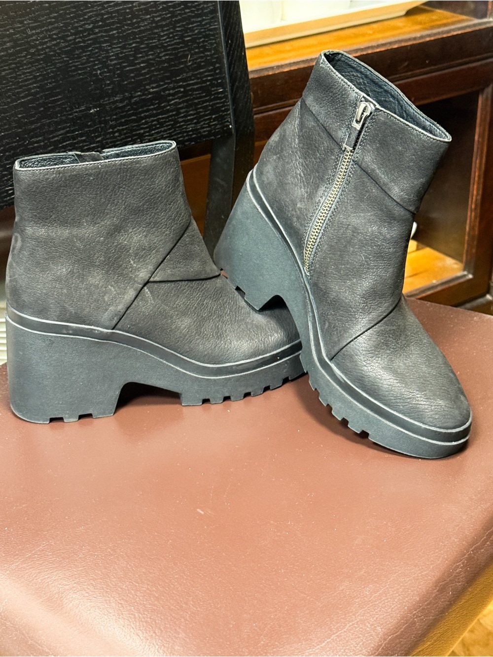 Eileen Fisher Black Leather Platform Lug Sole Ankle Boots Size 9.5